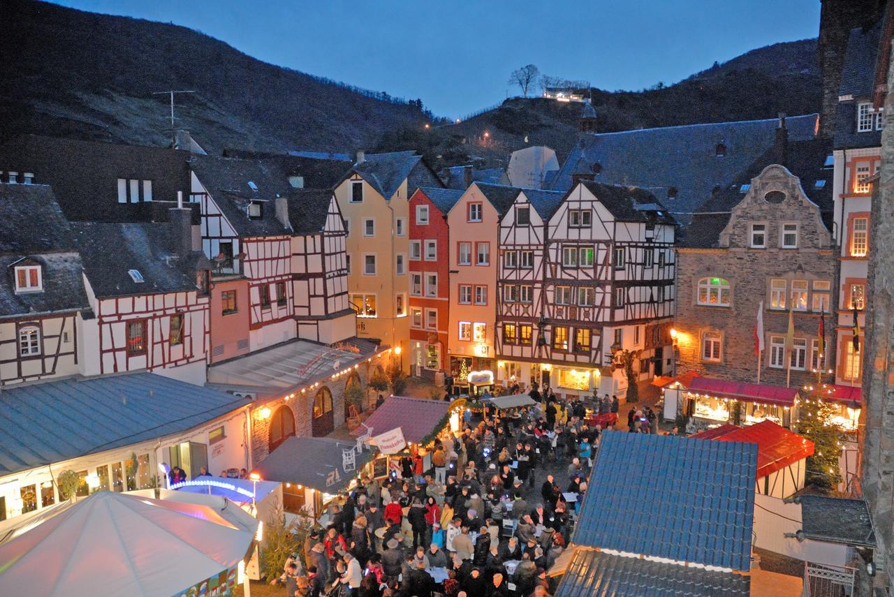 Rieslinghaus Bernkastel Hotel Exterior photo